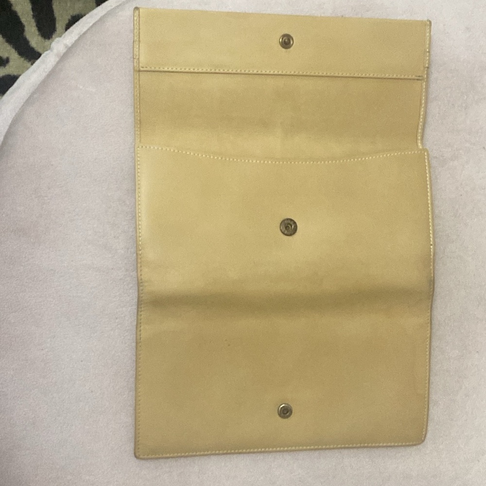 Gucci Crossbody Wallet - Picture 10 of 12